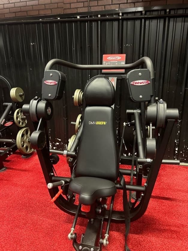 Lat Pullover Machine